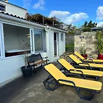 Casa Da Comadre Feriehus Santo Antonio (Sao Miguel)